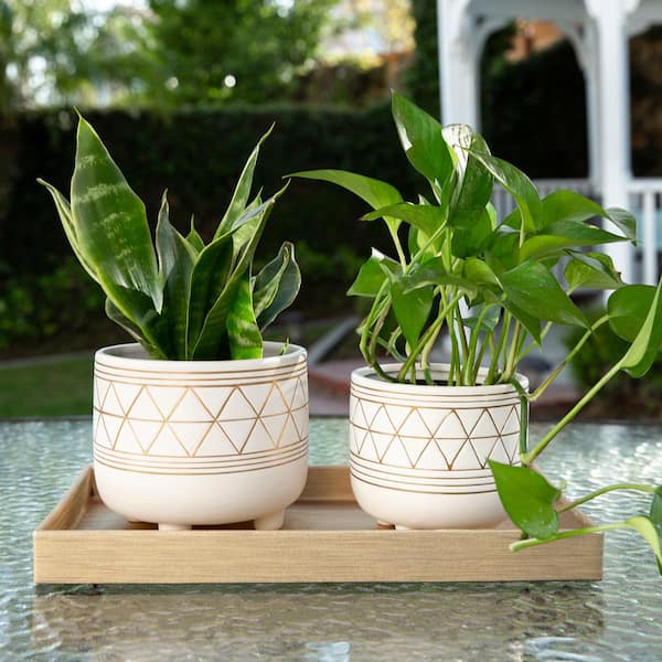 White and Gold Ceramic Fluted Planter Pot with Drainage Hole