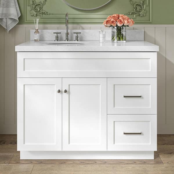 ARIEL Hamlet 43 in. W x 22 in. D x 36 in. H Bath Vanity in White with Carrara Marble Vanity Top
