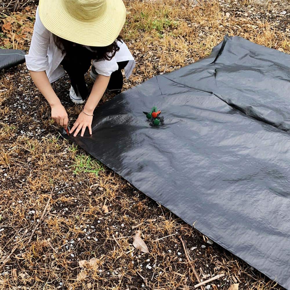 Heavy Duty Black Polypropylene Weed Barrier Fabric 4 x 250 ft