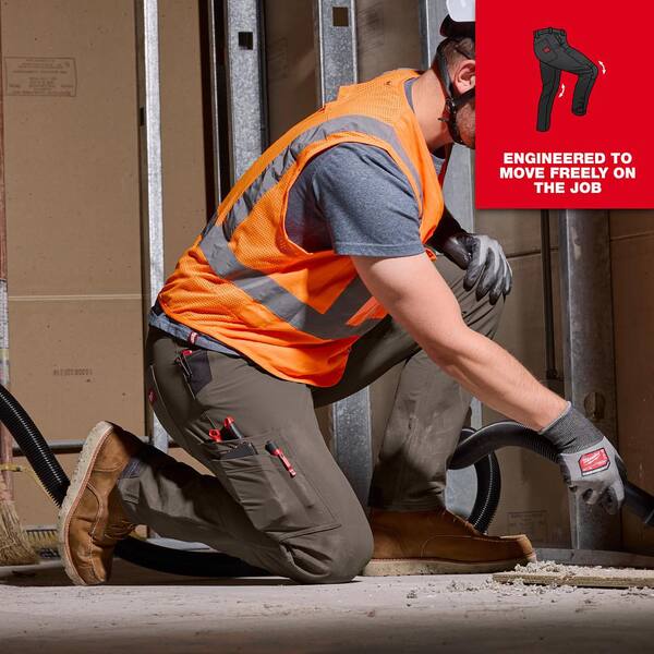 Milwaukee Men's 30 in. x 34 in. Brown FREEFLEX Tech Work Pants