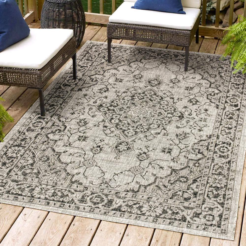 Gray and Black Boho Medallion Textured Weave 5x8 Area Rug