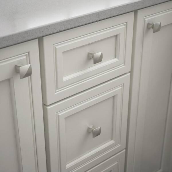 Modern Twist 1-3/16 in. (30 mm) Satin Nickel Cabinet Knob Modern Twist 1-3/16 in. (30 mm) Satin Nickel Cabinet Knob
