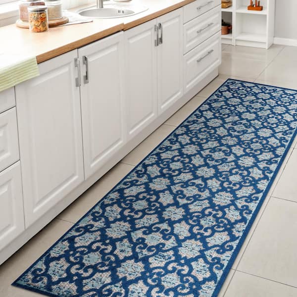 JONATHAN Y Gallia Tile Trellis High-Low Light Gray/Blue 2 ft. x 10 ft. Indoor/Outdoor Runner Rug