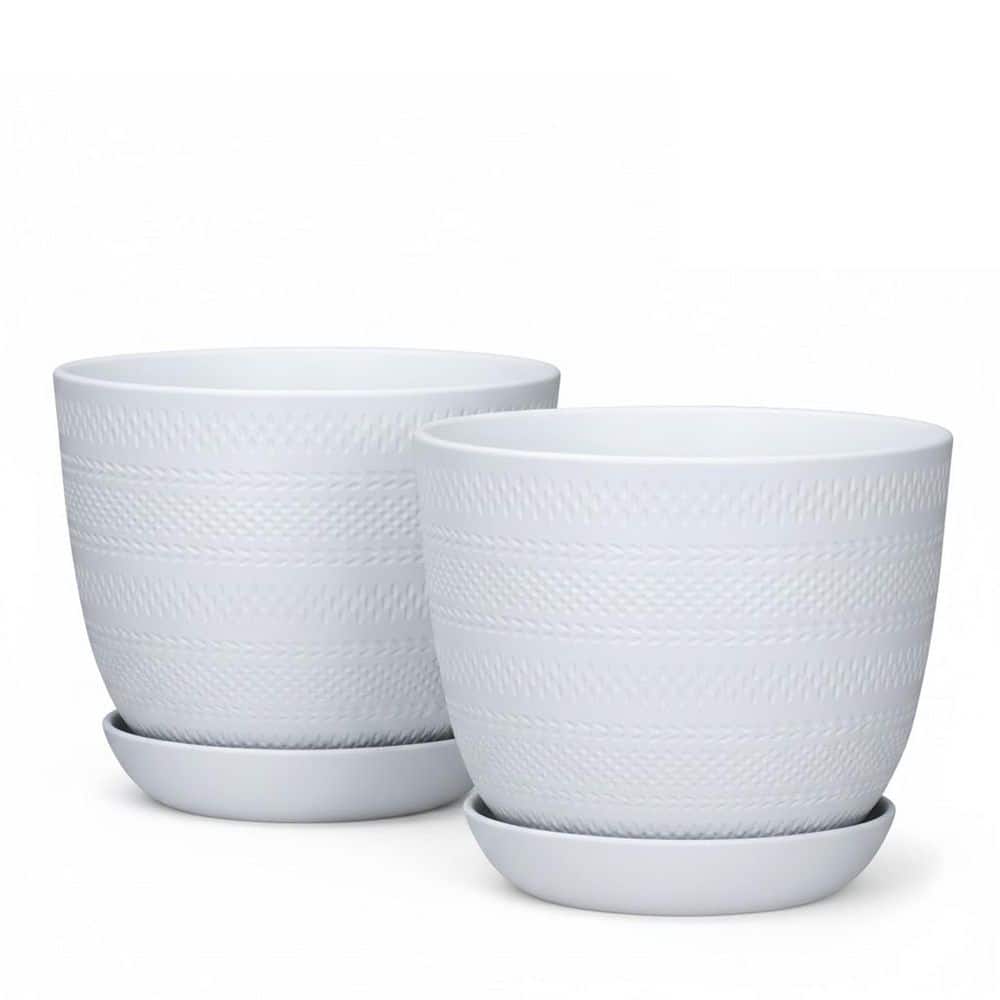 Vigoro Brighton Small White Resin Planter with Saucer (8 in. W x