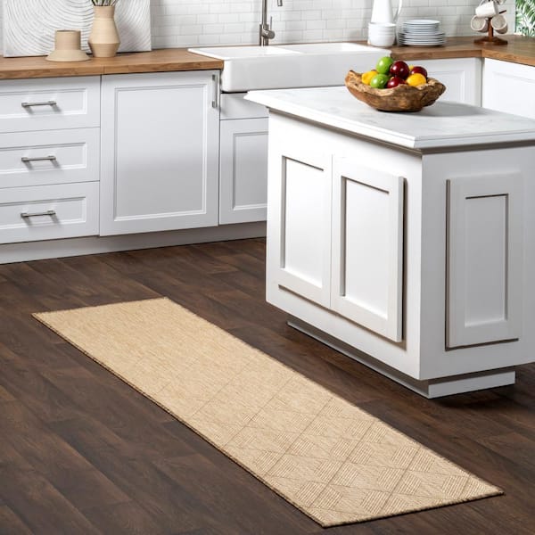Ray Diamond Natural 2 ft. x 8 ft. Indoor/Outdoor Runner Rug