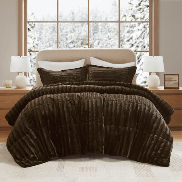 York Polyester Chocolate Faux Fur King/California King Comforter Set