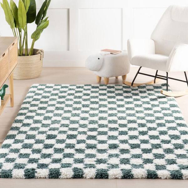 nuLOOM Bettie Retro Checkered Shag Green 7 ft. x 9 ft. Indoor Area