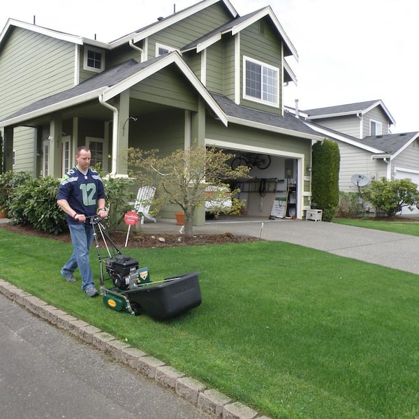 https://images.thdstatic.com/productImages/bf432781-d0b8-476c-bbaf-6f3f0d3a2277/svn/california-trimmer-gas-self-propelled-lawn-mowers-rl205hc-gx120-e1_600.jpg