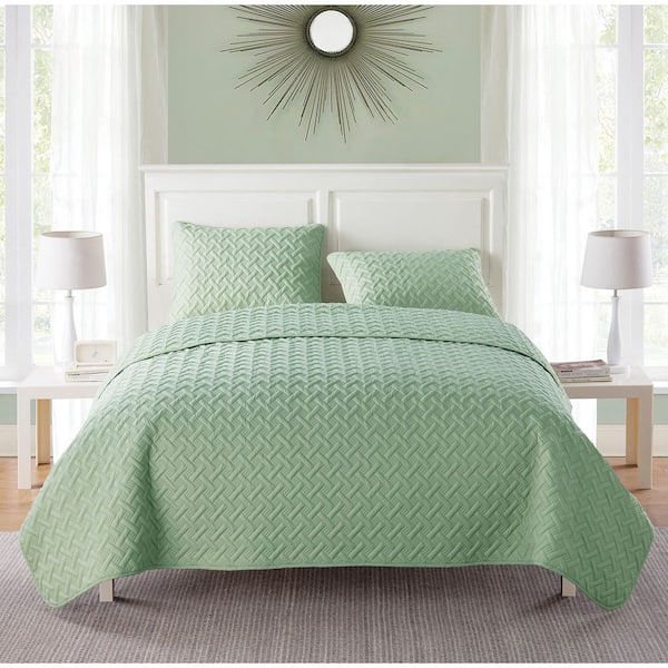 Nina Embossed 3 piece Green Basketweave Microfiber Full/Queen Quilt Set