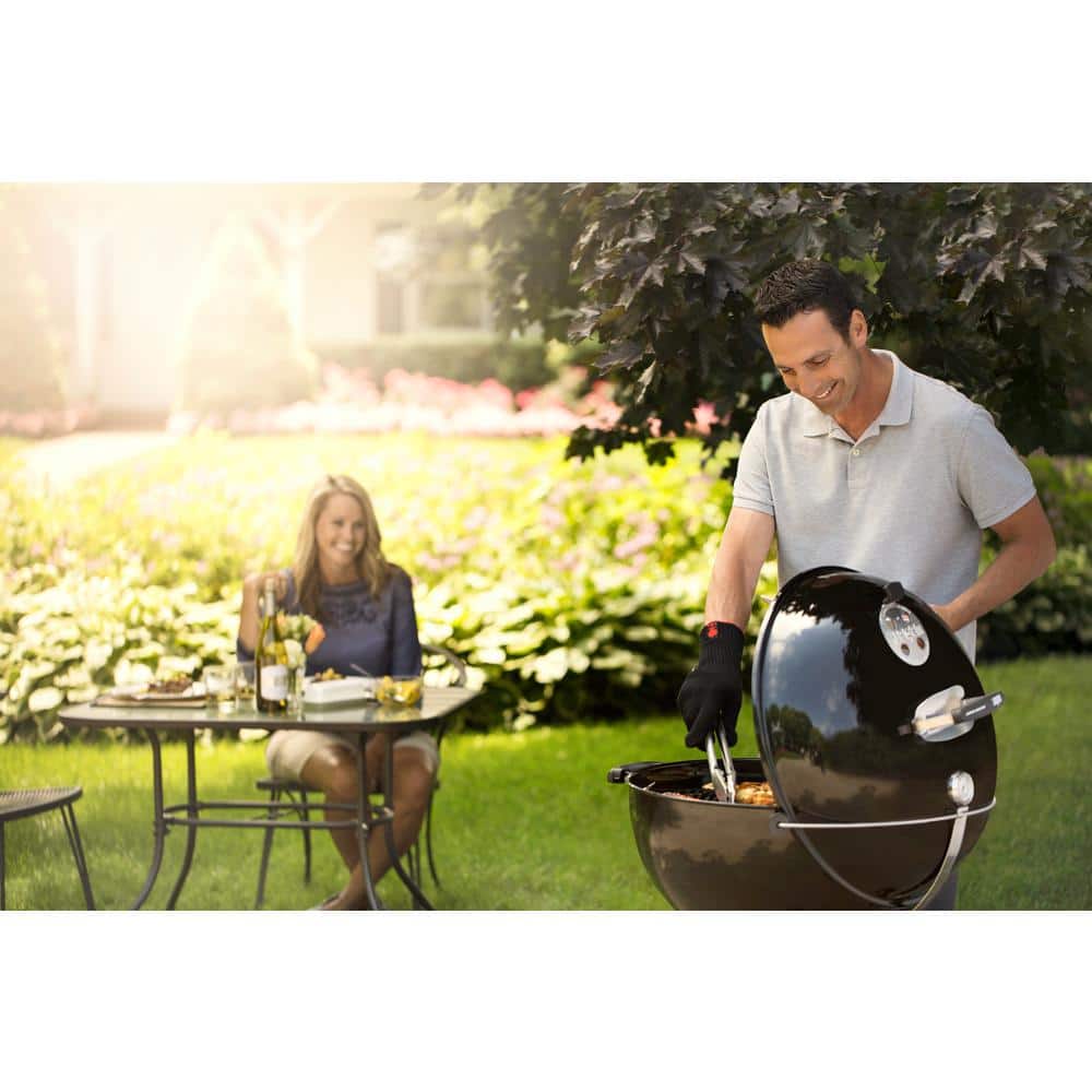 22-Inch Smoke Charcoal Kettle Grill with Nylon Handles