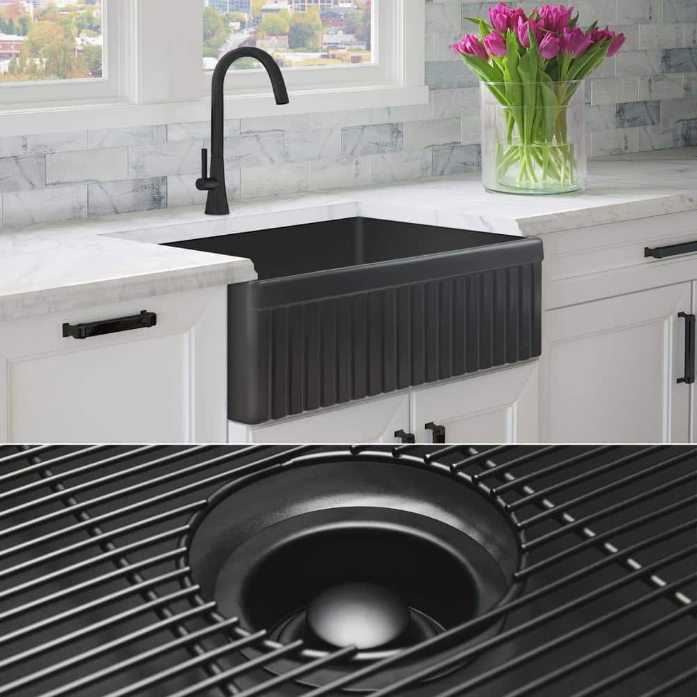 OCCULTUS ブラックメタル　BLACKL Fossil Blu Luxury Matte Black Solid Fireclay 33 in. Single Bowl
