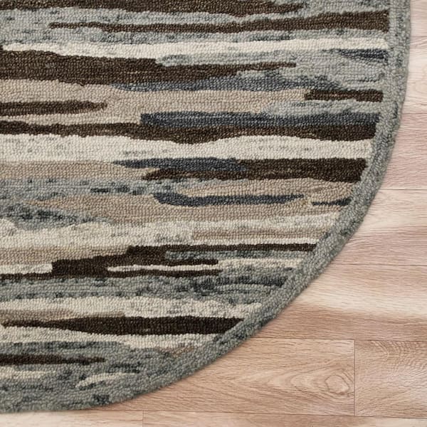Lr Home Sinuous Gray Brown 6 Ft Round Distressed Cabin Camouflage Wool Area Rug Sinuo54121nmt60rd The Home Depot