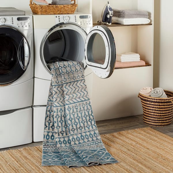 Shondra Light Blue/Multi 9 ft. x 12 ft. Indoor Machine-Washable Area Rug