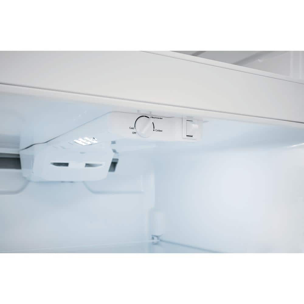 White Energy Star Top Freezer Refrigerator with Ice Maker