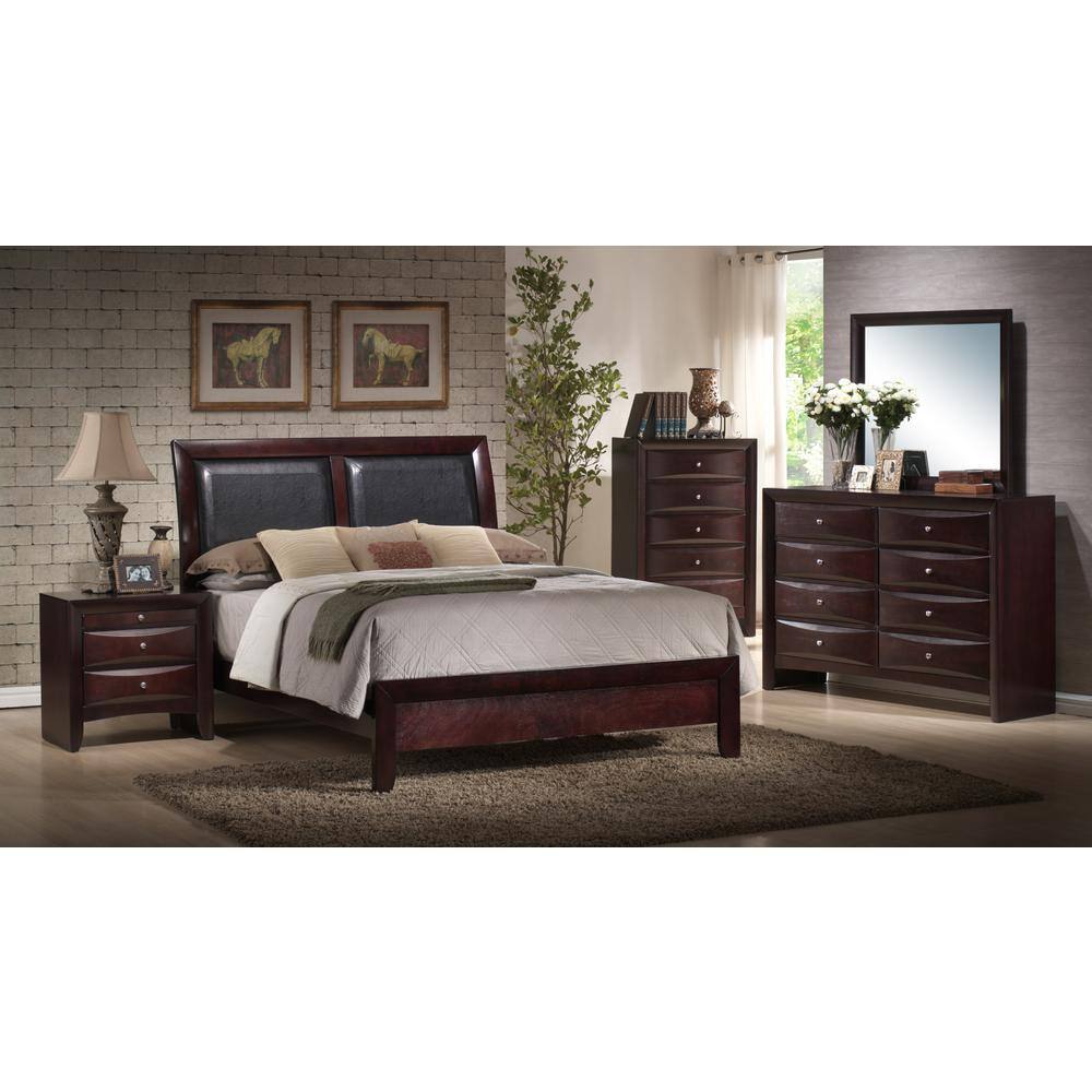 Transitional Mahogany 5-Drawer Chest with Dovetail Drawers