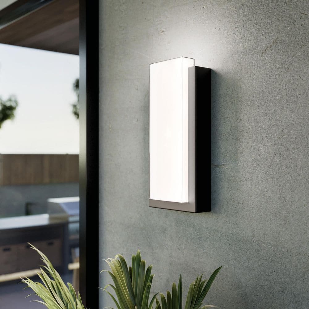 竹鶴　ディスプレイライト KICHLER Dahlia 19 in. Single 2-Light Architectural Bronze Outdoor