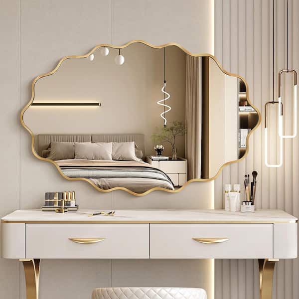 24 in. W x 36 in. H Oval Gold Aluminum Alloy Framed Scalloped Wavy Wall Mirror
