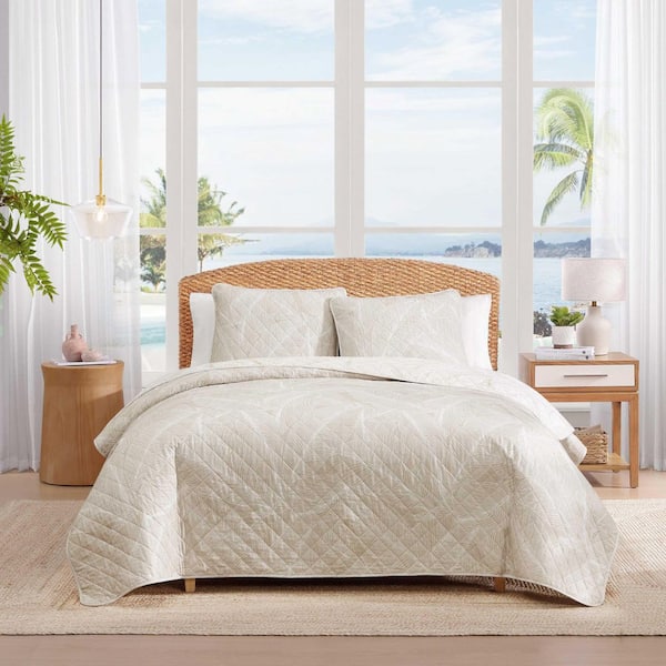 Pebble Palms 3-Piece White/Lt Beige Cotton Percale Full/Queen Quilt Set