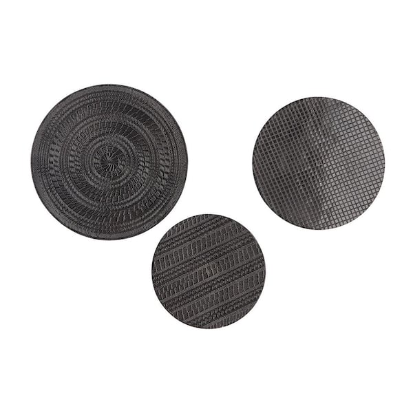 Litton Lane Aluminum Black Carved Designs Plate Wall Decor (Set of 3)