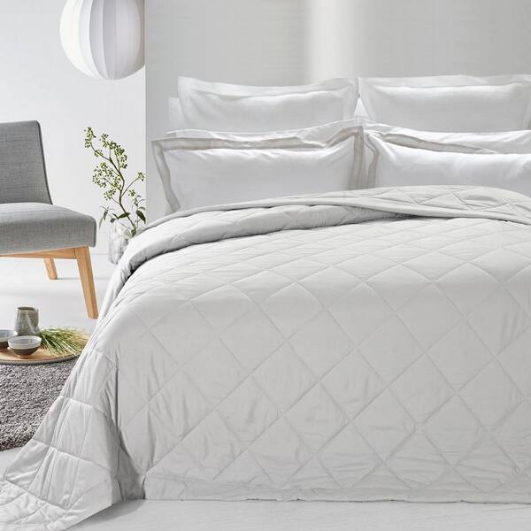 DownHome Never Down White Alternative Blanket