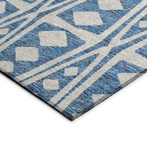 Yuma Blue 1 ft. 8 in. x 2 ft. 6 in. Geometric Indoor/Outdoor Washable Area Rug