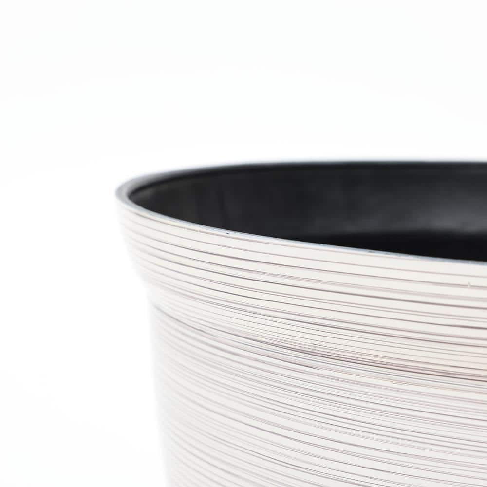 Ivory White Round Recycled Plastic Indoor/Outdoor Planter
