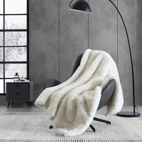 VERA WANG Long Pile Ivory Microfiber 60 x 50 Throw Blanket