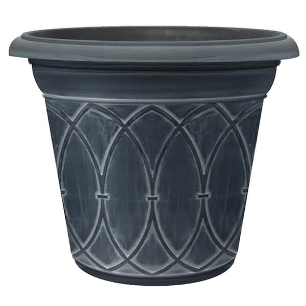PRIVATE BRAND UNBRANDED 14 in. Durham Chalk Wash Plastic Planter