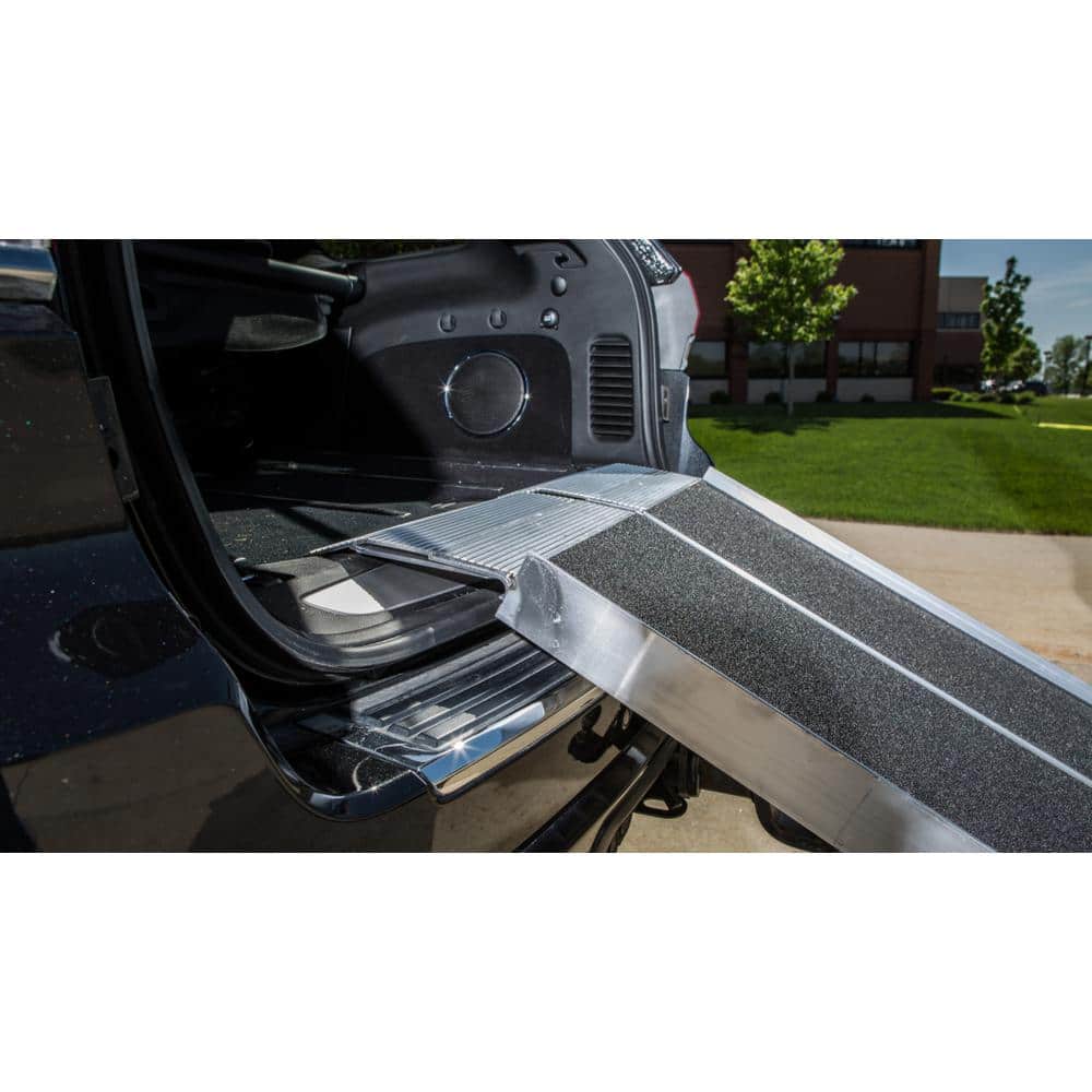 EZ-ACCESS 7-Foot Aluminum Trifold Wheelchair Ramp