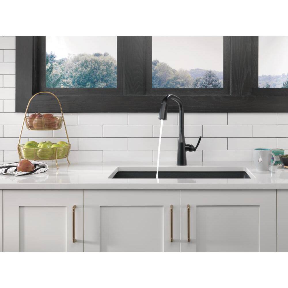 Matte Black Stainless Steel Pull-Out Spray Kitchen Faucet