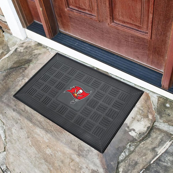 NFL Tampa Bay Buccaneers Black 19 in. x 30 in. Vinyl Outdoor Door Mat