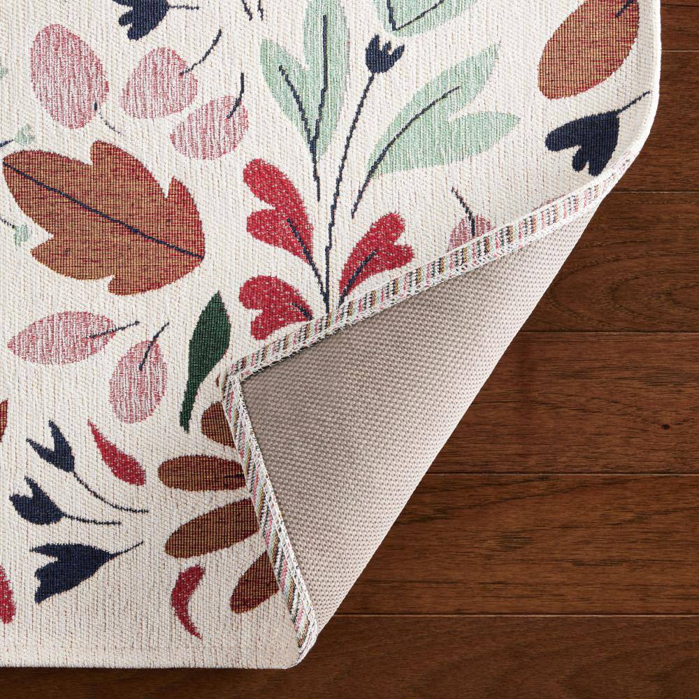 Livie Cream Floral Synthetic Rectangular Washable Rug, 24" x 40"