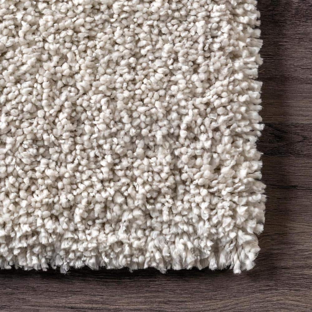 White Synthetic Square Shag Rug, 5' 3"