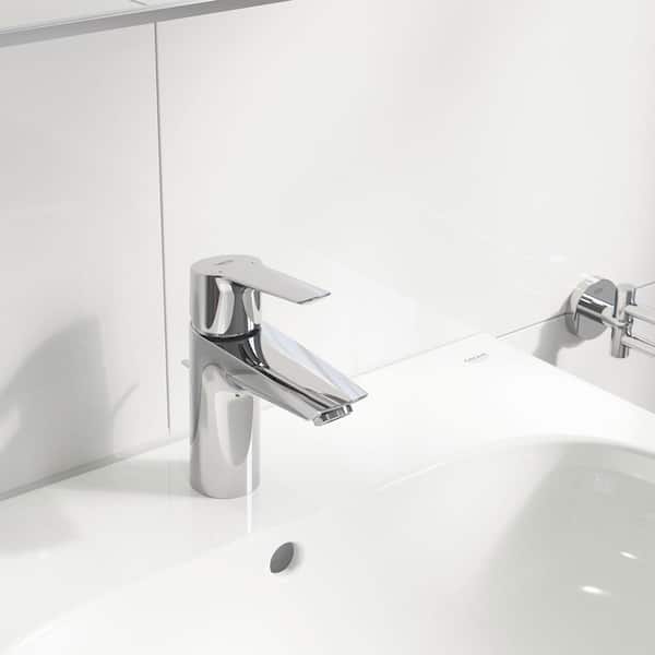 Eurosmart Single Handle Single Hole Bathroom Faucet with Drain Kit Included in StarLight Chrome