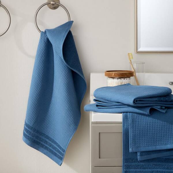 TOWN & COUNTRY LIVING Small Waffle Woven Terry Stripe 20 in. x 30
