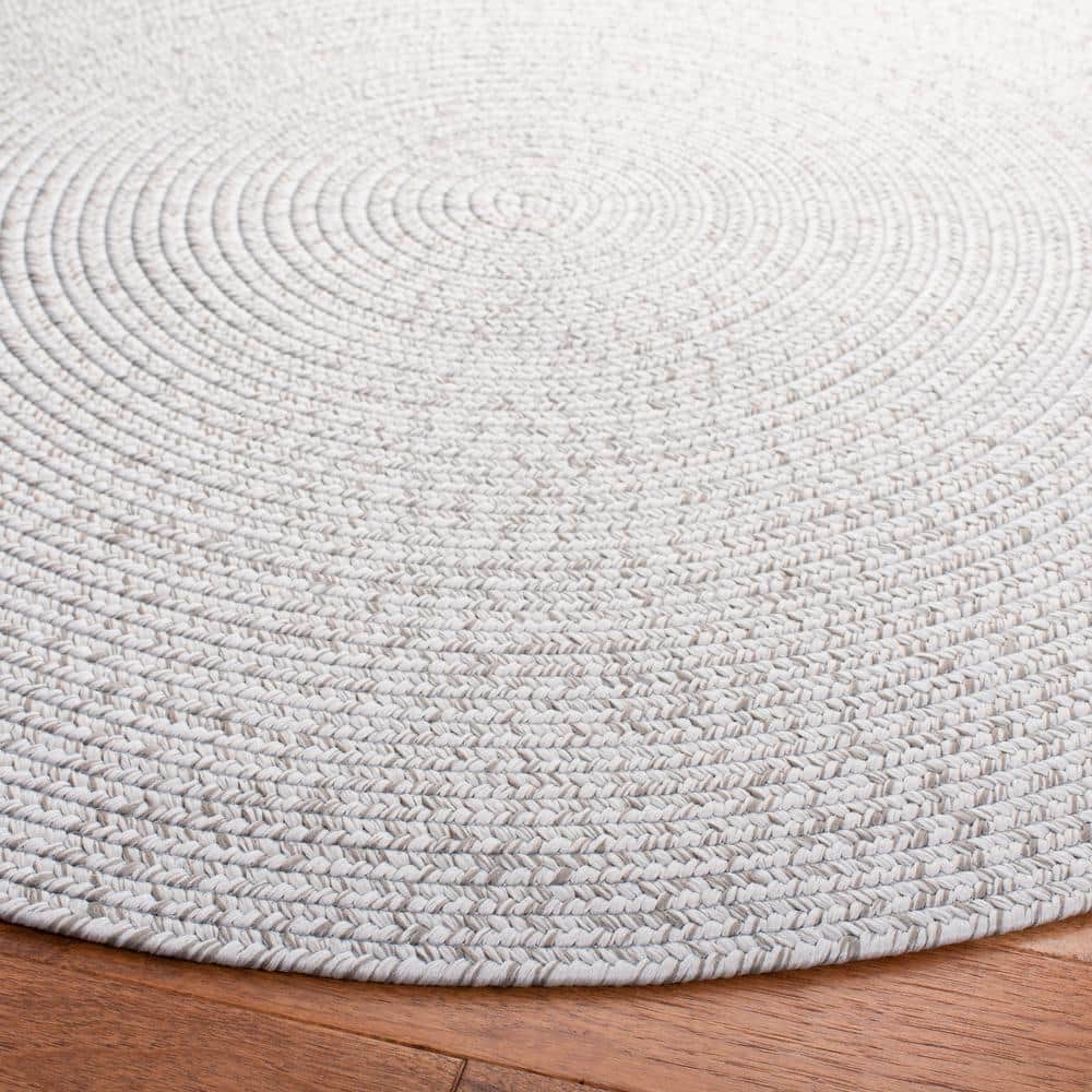 https://images.thdstatic.com/productImages/c015bde9-ce85-408e-98e8-ec53510aaeda/svn/silver-gray-safavieh-area-rugs-brd315f-3r-e1_1000.jpg