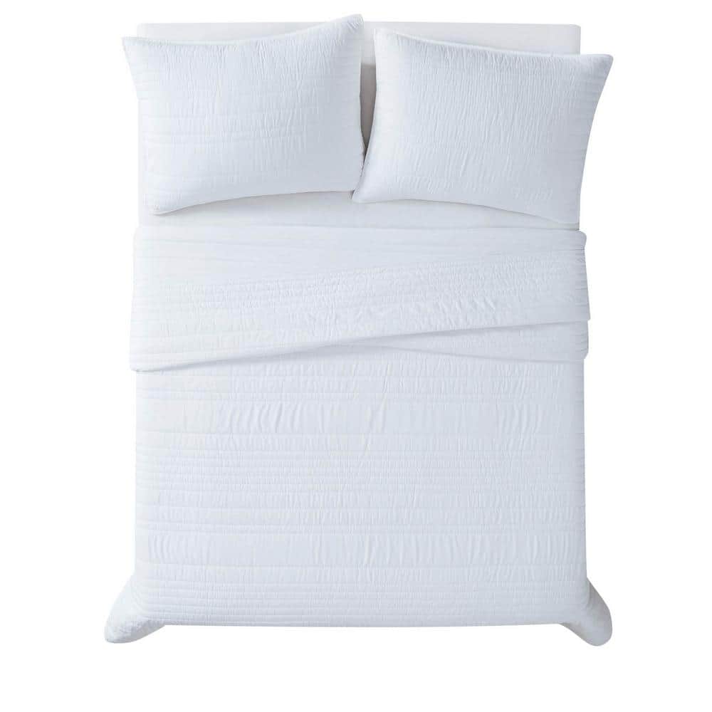 White Full Microfiber Quilt Set with Antimicrobial Treatment