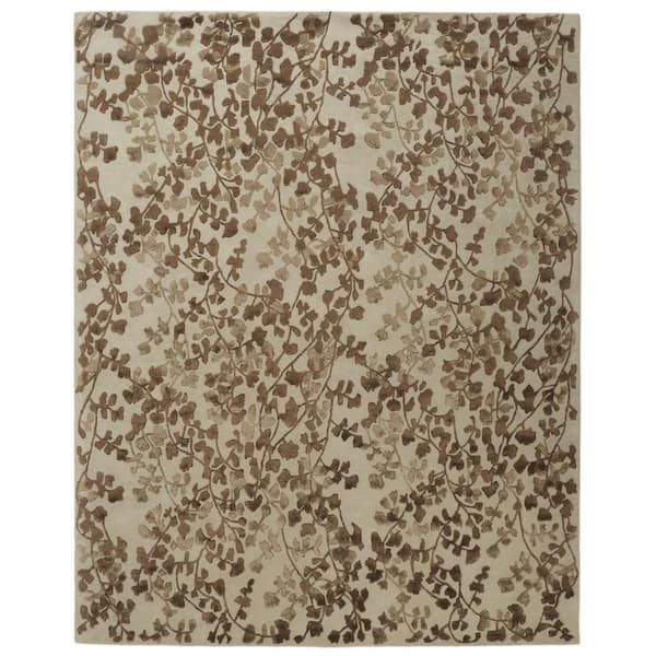 HomeRoots Taupe, Brown 5 ft. x 8 ft. Floral Area Rug