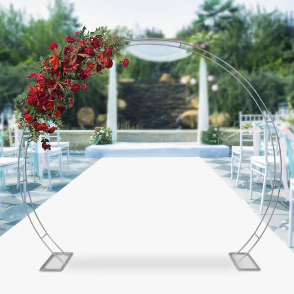 Rent a white wicker heart arch for your wedding at All Seasons Rent All