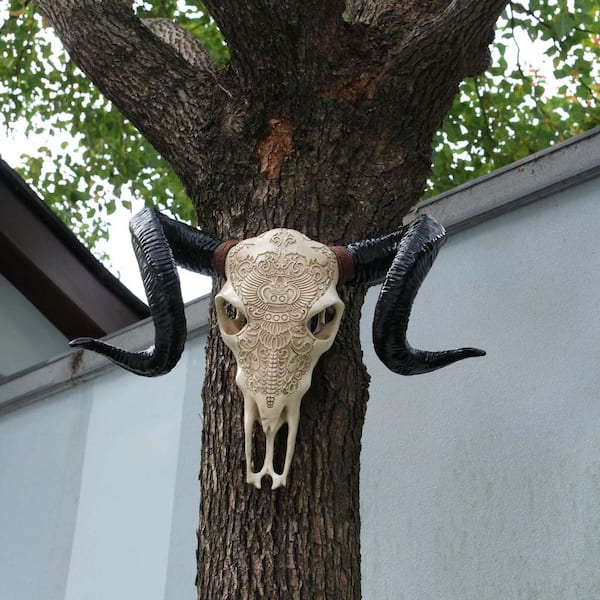 Unbranded 22 in. x 15 in. Silver Metal Work Bull Skull Wall Decor Resin Long Horn Faux Cow/Steer/Buffalo Skull Wall Sign
