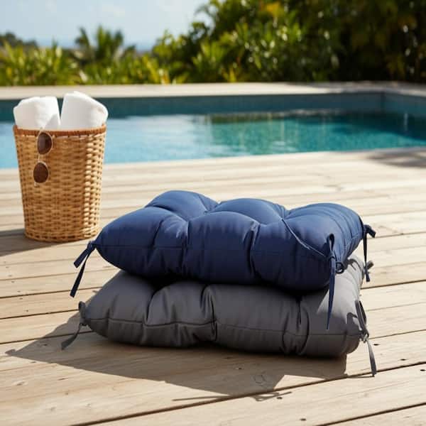 WOQWOQ 47 in Gray Outdoor Bench Cushions with Tie-Down Straps UJ