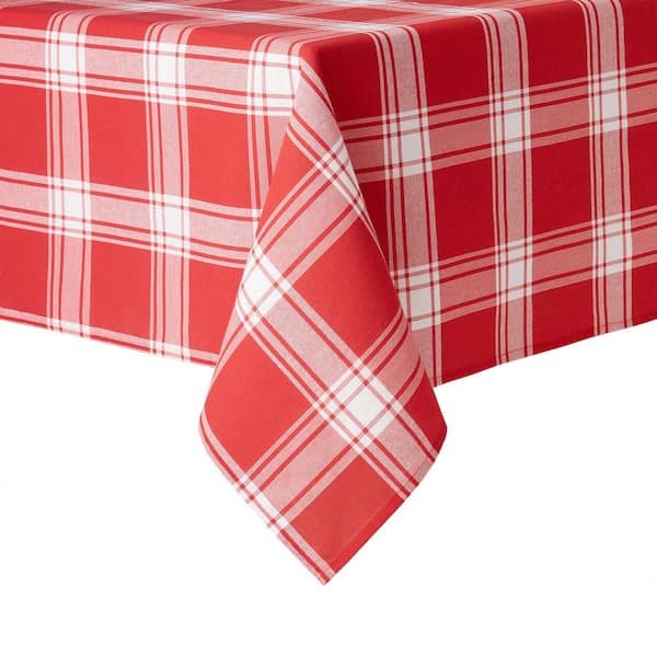 TOWN & COUNTRY LIVING Buffalo Check 84 in. W x 60 in. L Red-White Checkered Cotton Blend Tablecloth