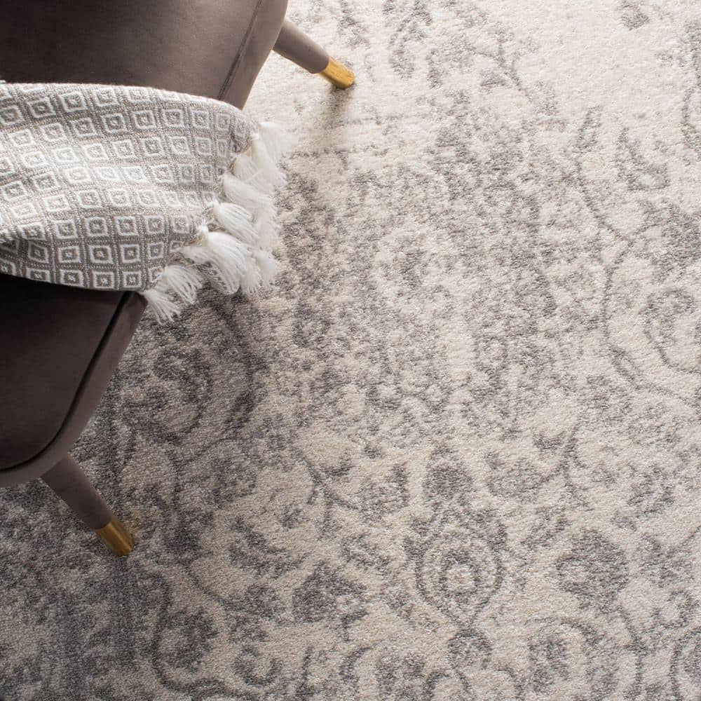 Ivory and Silver Distressed Oriental Runner Rug 2'6" x 8'