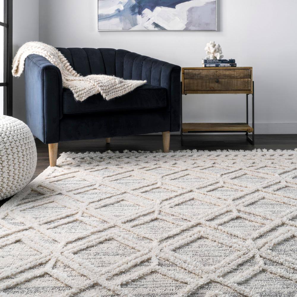 Light Grey Moroccan Lattice Tassel Shag Area Rug