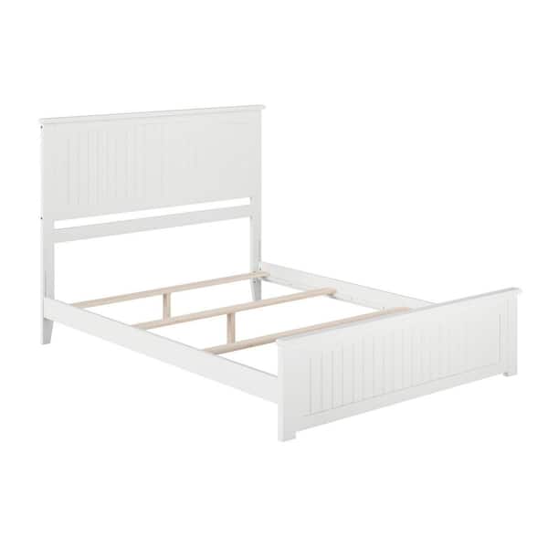 Nantucket White Solid Wood Frame Queen Platform Bed with Matching Footboard and Attachable Turbo Device Charger
