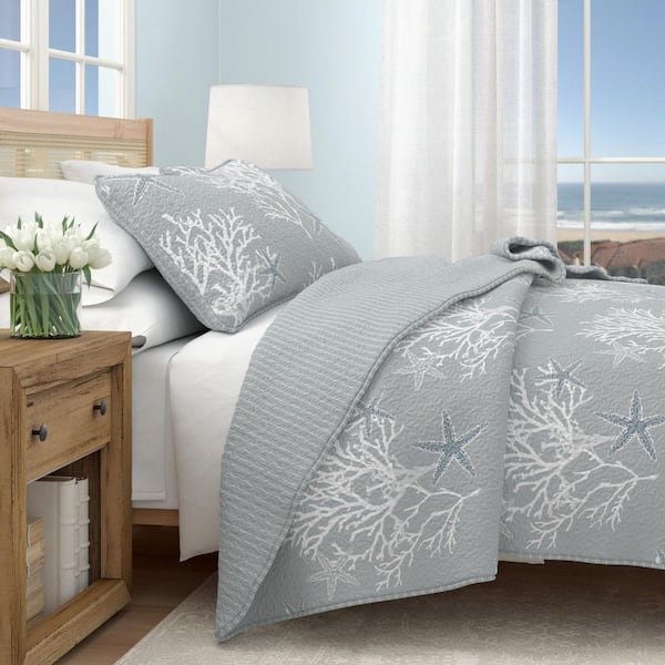 Blue Reversible Coastal Themed King Microfiber 3-Piece Quilt Set Bedspread