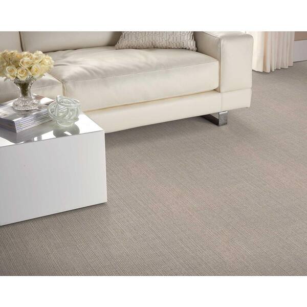 Modish Outlines Steel Custom Rug with Pad