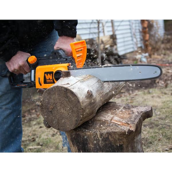 Black & Decker CS1216 12 Amp Corded 16 in. Chainsaw