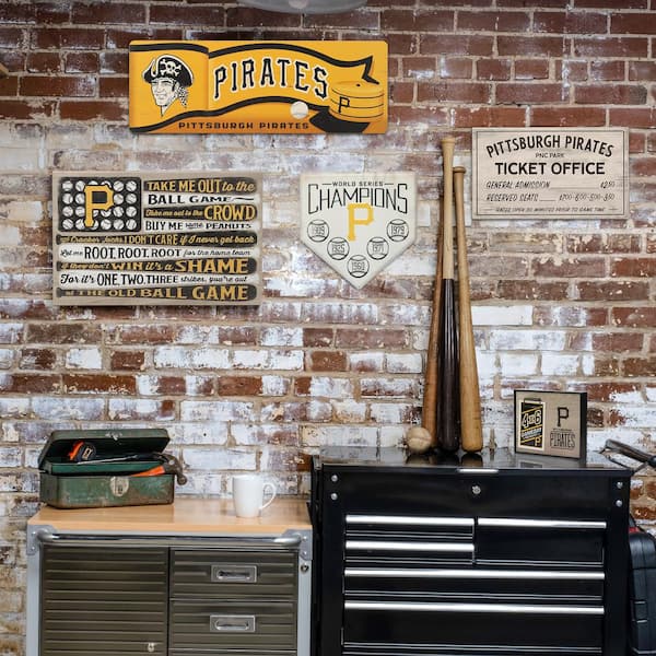Atlanta Braves - Vintage Ticket Office Wood Wall Decor