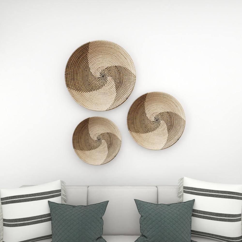Brown and Off-White Spiral Seagrass Wall Basket Set